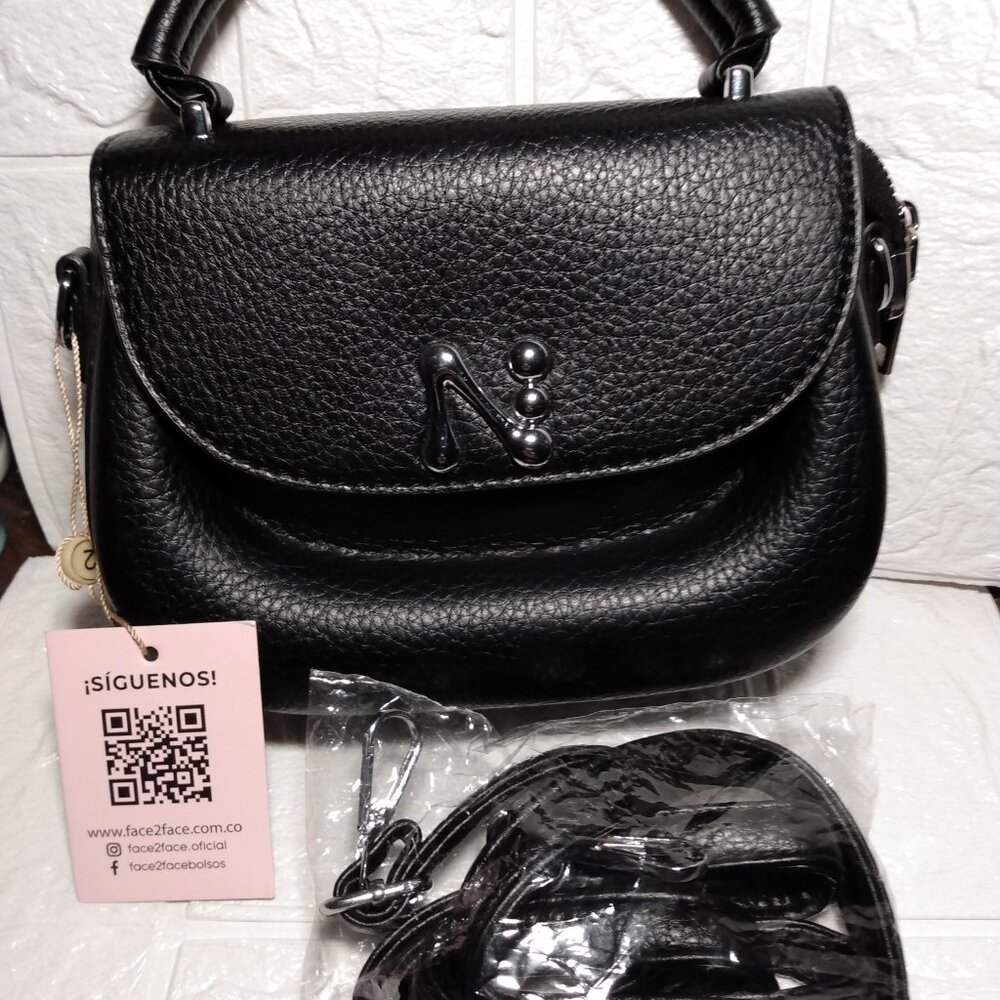 Black Purse Shoulder Bag With Detachable Strap ~ New With Tag